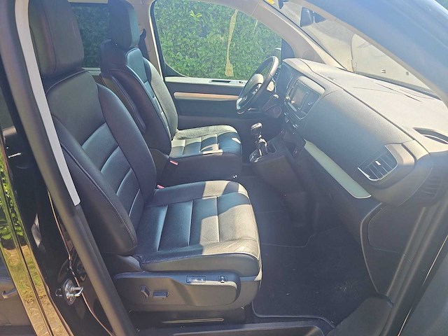 Peugeot - 2020 - traveller - 2.0 blue-hdi - personenauto - afbeelding 2 van  31