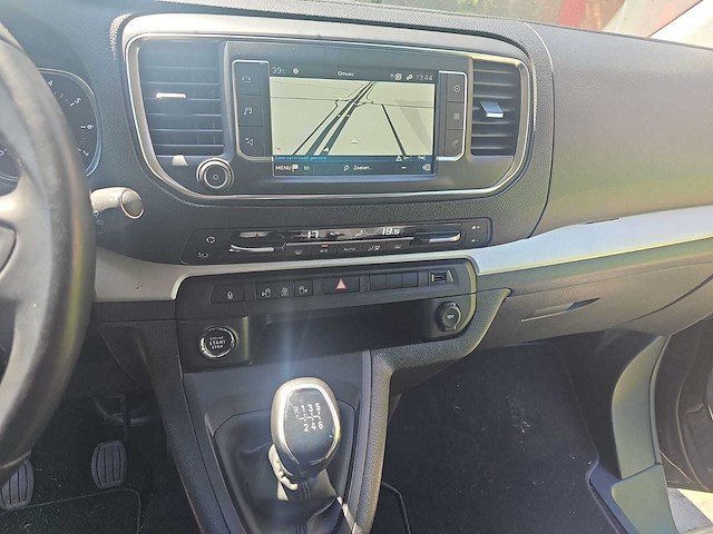 Peugeot - 2020 - traveller - 2.0 blue-hdi - personenauto - afbeelding 7 van  31