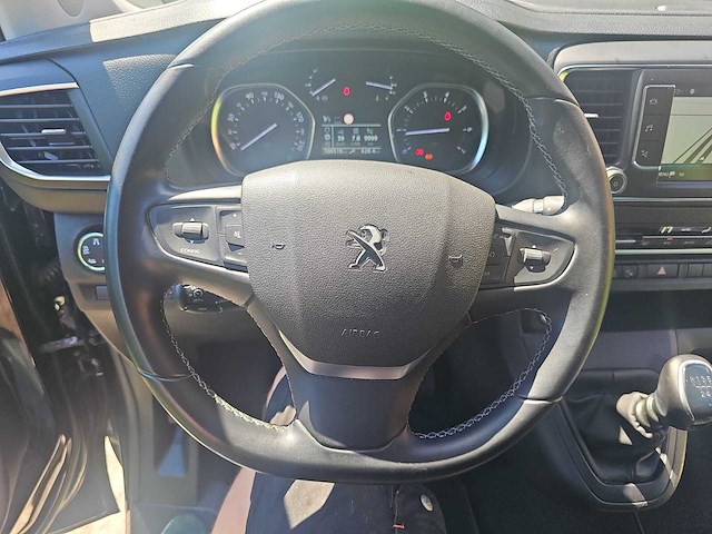 Peugeot - 2020 - traveller - 2.0 blue-hdi - personenauto - afbeelding 6 van  31