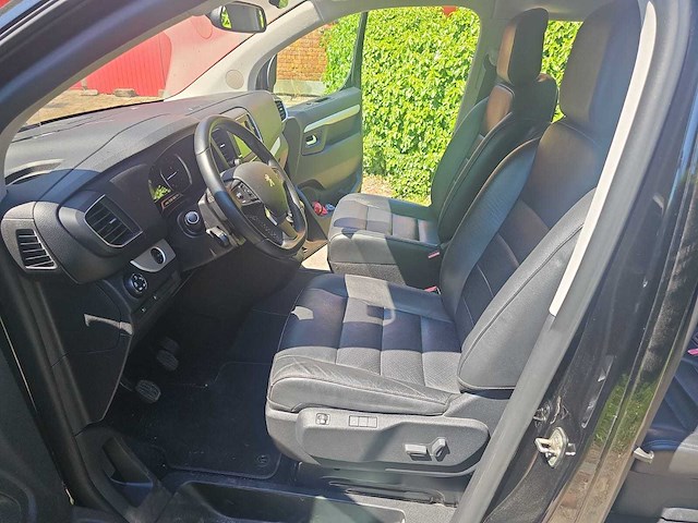 Peugeot - 2020 - traveller - 2.0 blue-hdi - personenauto - afbeelding 14 van  31