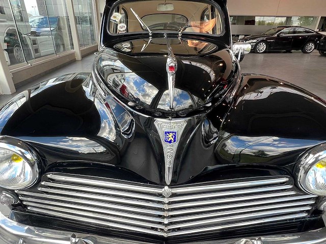 Peugeot - 203c - oldtimer - afbeelding 17 van  18
