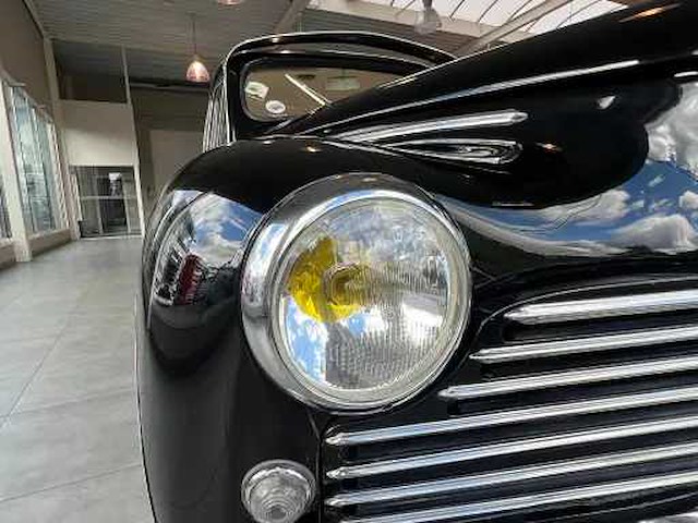Peugeot - 203c - oldtimer - afbeelding 18 van  18