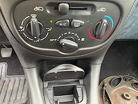 Peugeot - 206 - 1.4 gentry - car - 2000 - afbeelding 10 van  10