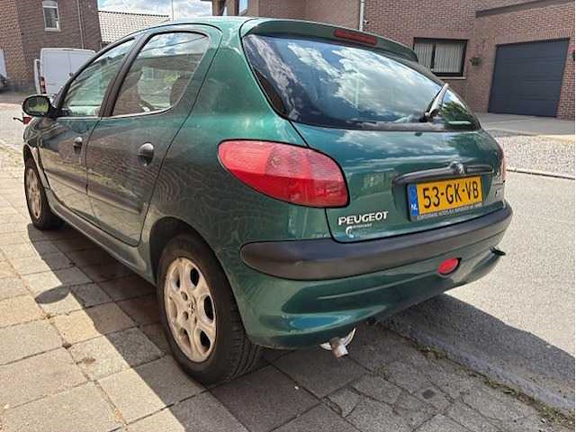 Peugeot - 206 - 1.4 gentry - car - 2001 - afbeelding 18 van  18