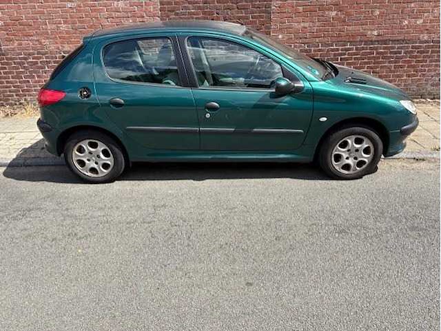 Peugeot - 206 - 1.4 gentry - car - 2001 - afbeelding 8 van  18