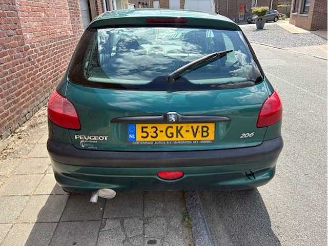Peugeot - 206 - 1.4 gentry - car - 2001 - afbeelding 16 van  17