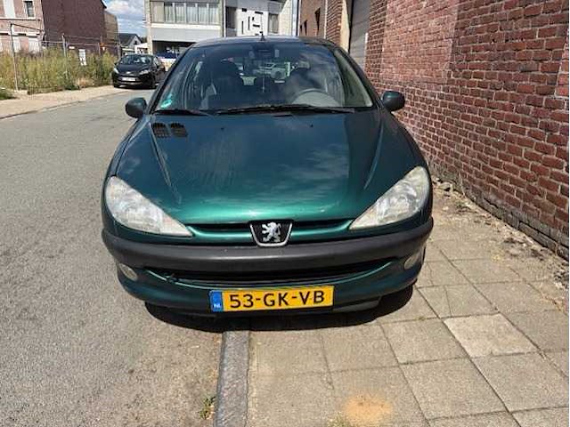 Peugeot - 206 - 1.4 gentry - car - 2001 - afbeelding 8 van  15