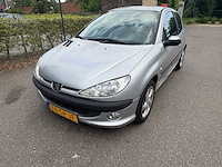 Peugeot - 206 - 1.6-16v xs - car - 2001 - afbeelding 12 van  21