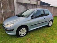 Peugeot - 206 - car - 2001 - afbeelding 2 van  9