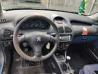 Peugeot - 206 - car - 2001 - afbeelding 5 van  9