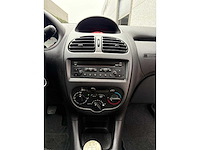 Peugeot - 206 – benzine – 2008 – 136.971 km – manueel - afbeelding 2 van  13