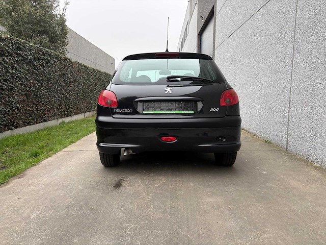 Peugeot - 206 – benzine – 2008 – 136.971 km – manueel - afbeelding 6 van  13