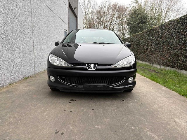 Peugeot - 206 – benzine – 2008 – 136.971 km – manueel - afbeelding 9 van  13