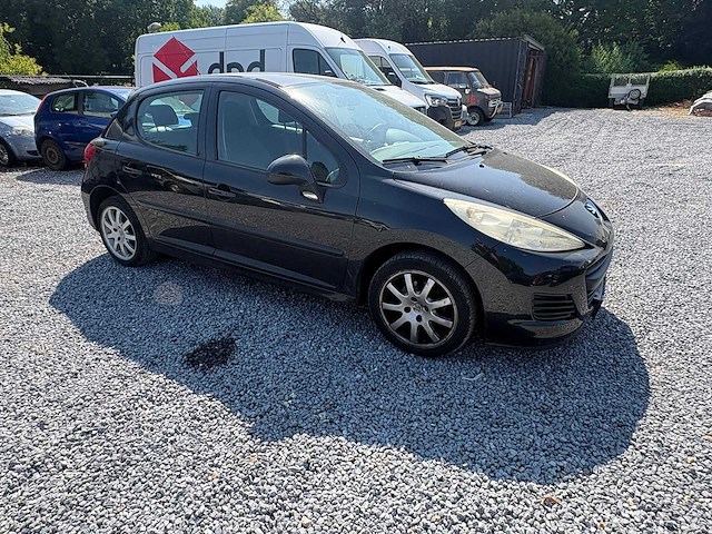 Peugeot - 207 - 1.4 xr - car - 2010 - afbeelding 11 van  14