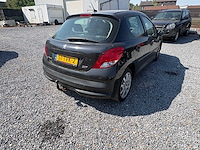 Peugeot - 207 - 1.4 xr - car - 2010 - afbeelding 14 van  14