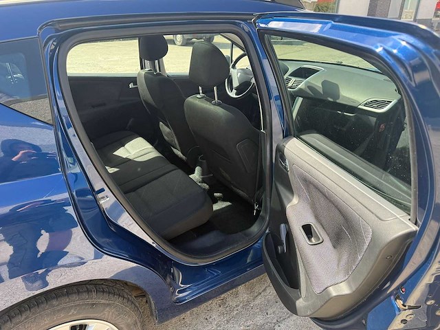 Peugeot - 207 - break - personenauto - afbeelding 23 van  38