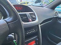 Peugeot - 207 sw - 2007 - voiture - afbeelding 14 van  19