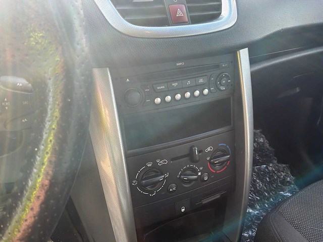 Peugeot - 207 sw - 2009 - voiture - afbeelding 3 van  22