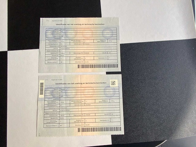 Peugeot - 208 - c - car - 2018 - afbeelding 16 van  26