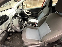 Peugeot - 208 - c - car - 2018 - afbeelding 2 van  26