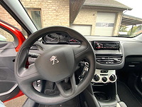 Peugeot - 208 - c - car - 2018 - afbeelding 3 van  26