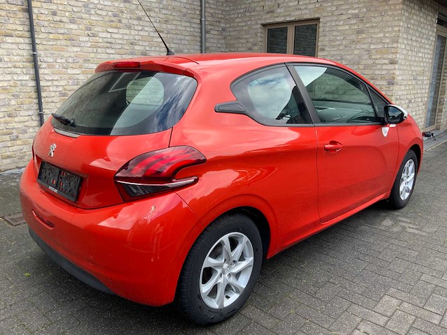 Peugeot - 208 - c - car - 2018 - afbeelding 14 van  26