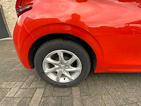 Peugeot - 208 - c - car - 2018 - afbeelding 4 van  26
