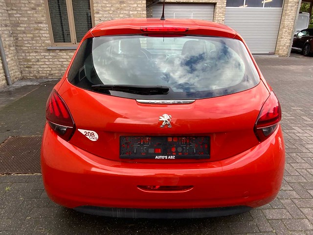 Peugeot - 208 - c - car - 2018 - afbeelding 11 van  26