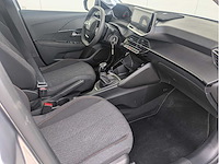Peugeot - 208 - classic cars >15 - afbeelding 2 van  16