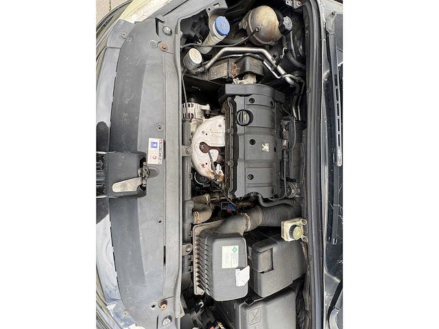 Peugeot - 307 - 1.6-16v xs - car - 2004 - afbeelding 2 van  10