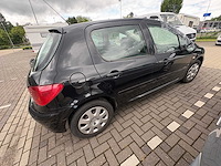 Peugeot - 307 - 1.6-16v xs - car - 2004 - afbeelding 8 van  10