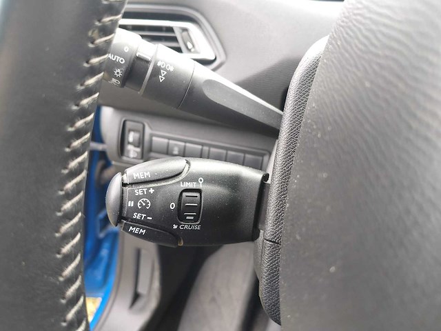 Peugeot - 308 sw - 2021 - stijl - auto 1 volledige eigenaar behalve leer - afbeelding 28 van  43