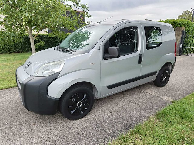 Peugeot - bipper - van - afbeelding 1 van  6