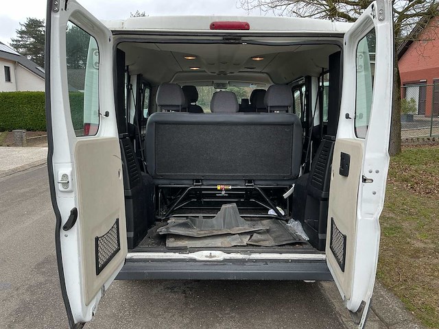 Peugeot - boxer - 9 zitplaatsen - afbeelding 17 van  27
