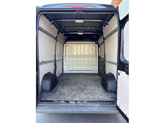 Peugeot - boxer - y - van - afbeelding 14 van  18