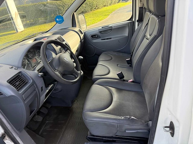 Peugeot - expert - personenauto - afbeelding 13 van  23