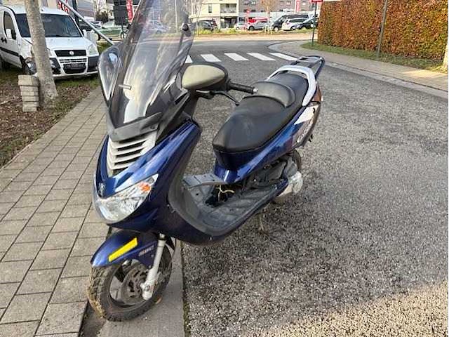 Peugeot - motorised scooter - afbeelding 2 van  8