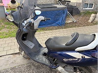 Peugeot - motorised scooter - afbeelding 7 van  8