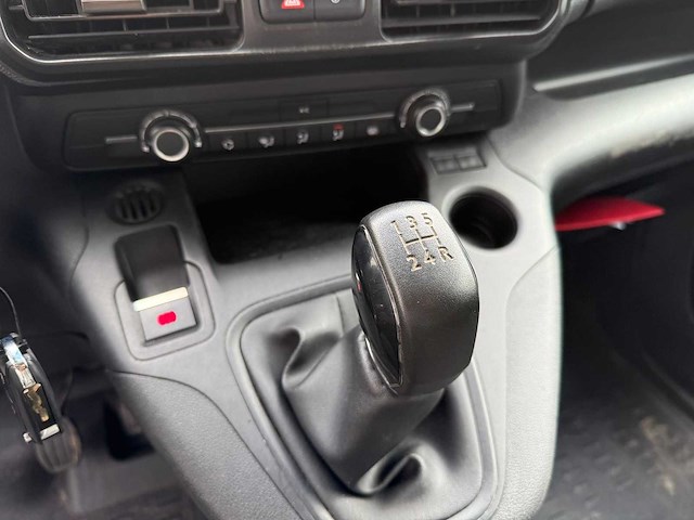 Peugeot - partner - 1.5 bluehdi lang chassis - car - 2021 - afbeelding 2 van  24