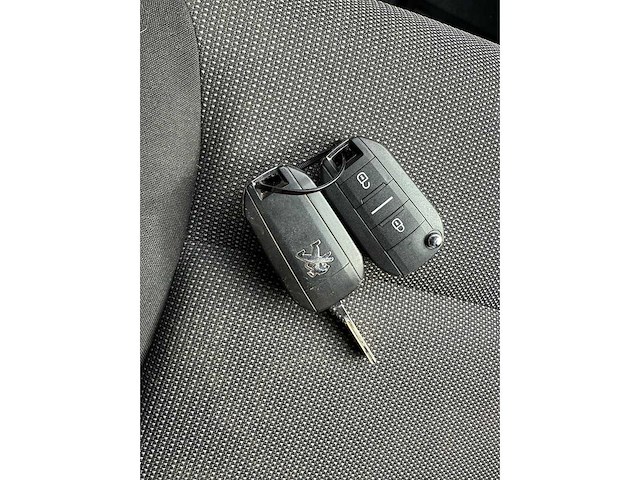 Peugeot - partner - 1.5 bluehdi lang chassis - car - 2021 - afbeelding 7 van  24