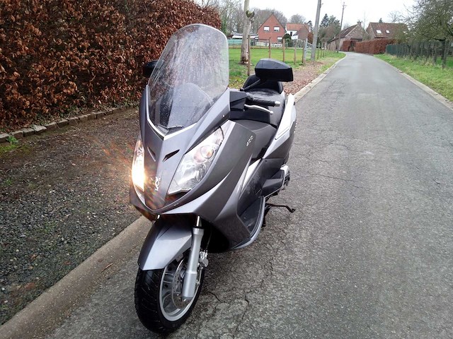 Peugeot - satelis 400 - motorfiets - afbeelding 2 van  12