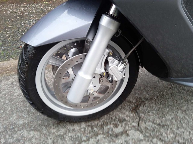 Peugeot - satelis 400 - motorfiets - afbeelding 7 van  12