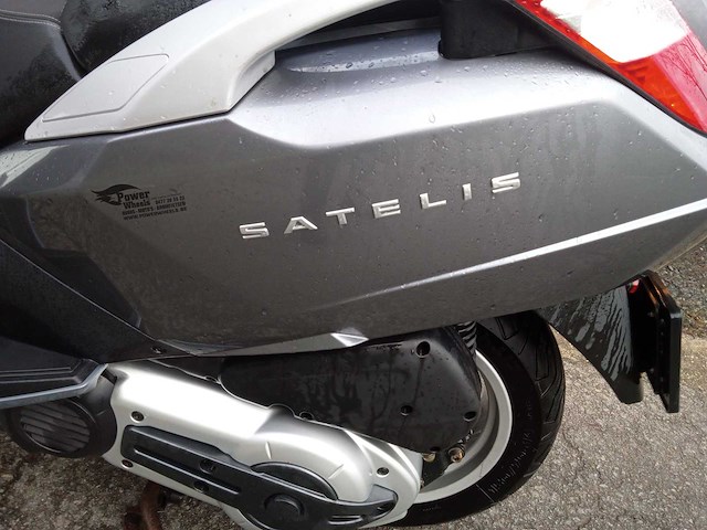 Peugeot - satelis 400 - motorfiets - afbeelding 8 van  12