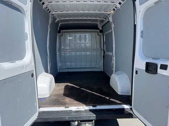 Peugeot - y - boxer - van - afbeelding 3 van  16