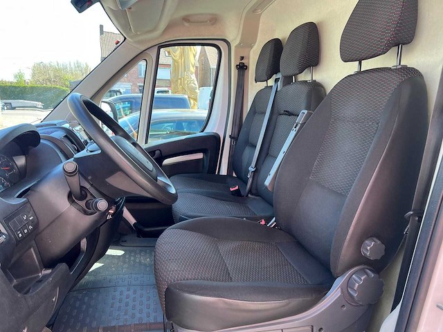 Peugeot - y - boxer - van - afbeelding 15 van  16