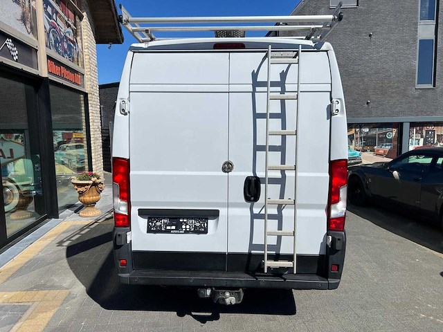 Peugeot - y - boxer - van - afbeelding 11 van  16