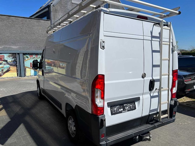 Peugeot - y - boxer - van - afbeelding 13 van  16