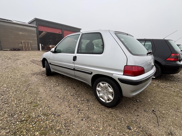 Peugeot 106, 2002 - afbeelding 13 van  16