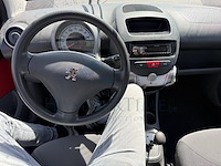 Peugeot 107 1.0i 12v trendy 2tronic 68 at, 2007 - afbeelding 2 van  27
