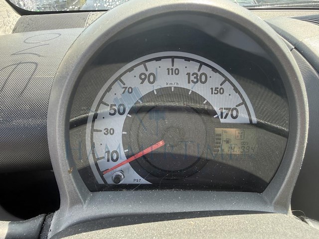 Peugeot 107 1.0i 12v trendy 2tronic 68 at, 2007 - afbeelding 6 van  27